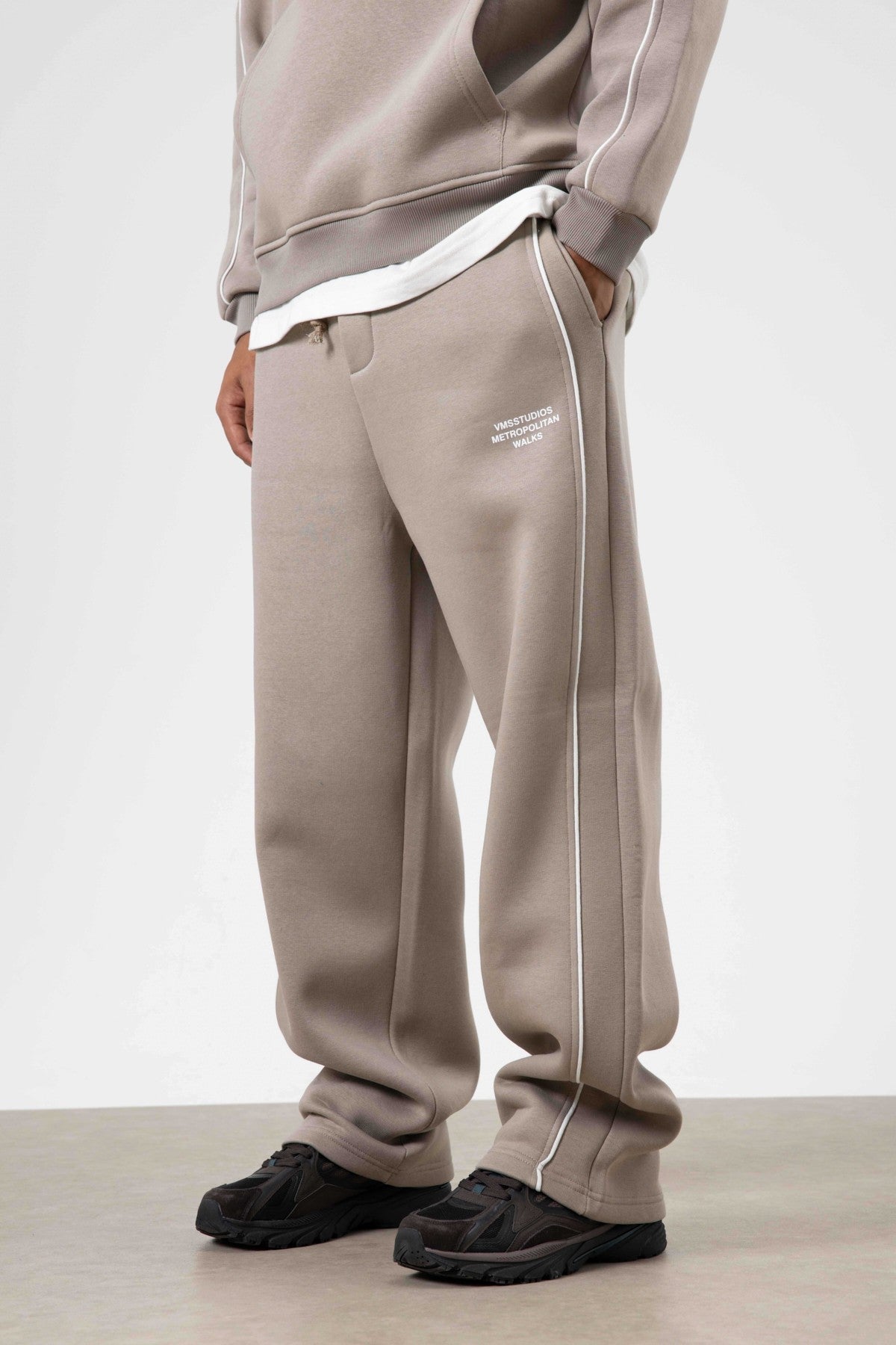 Oversized Sweatsuit Set with Stripe Details