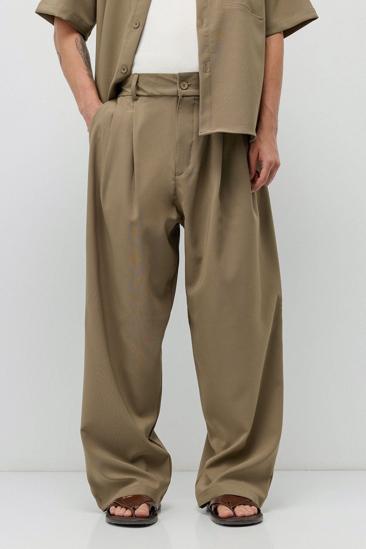 Relaxed-Fit Oversized Shirt and Pants Set
