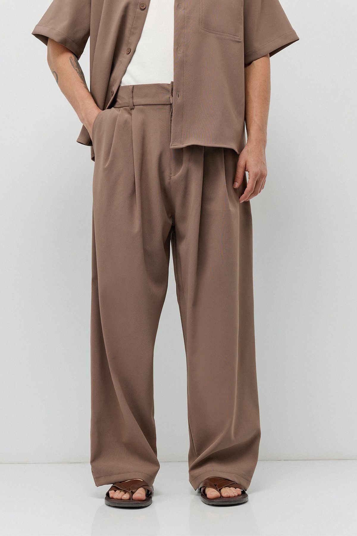 Relaxed-Fit Oversized Shirt and Pants Set