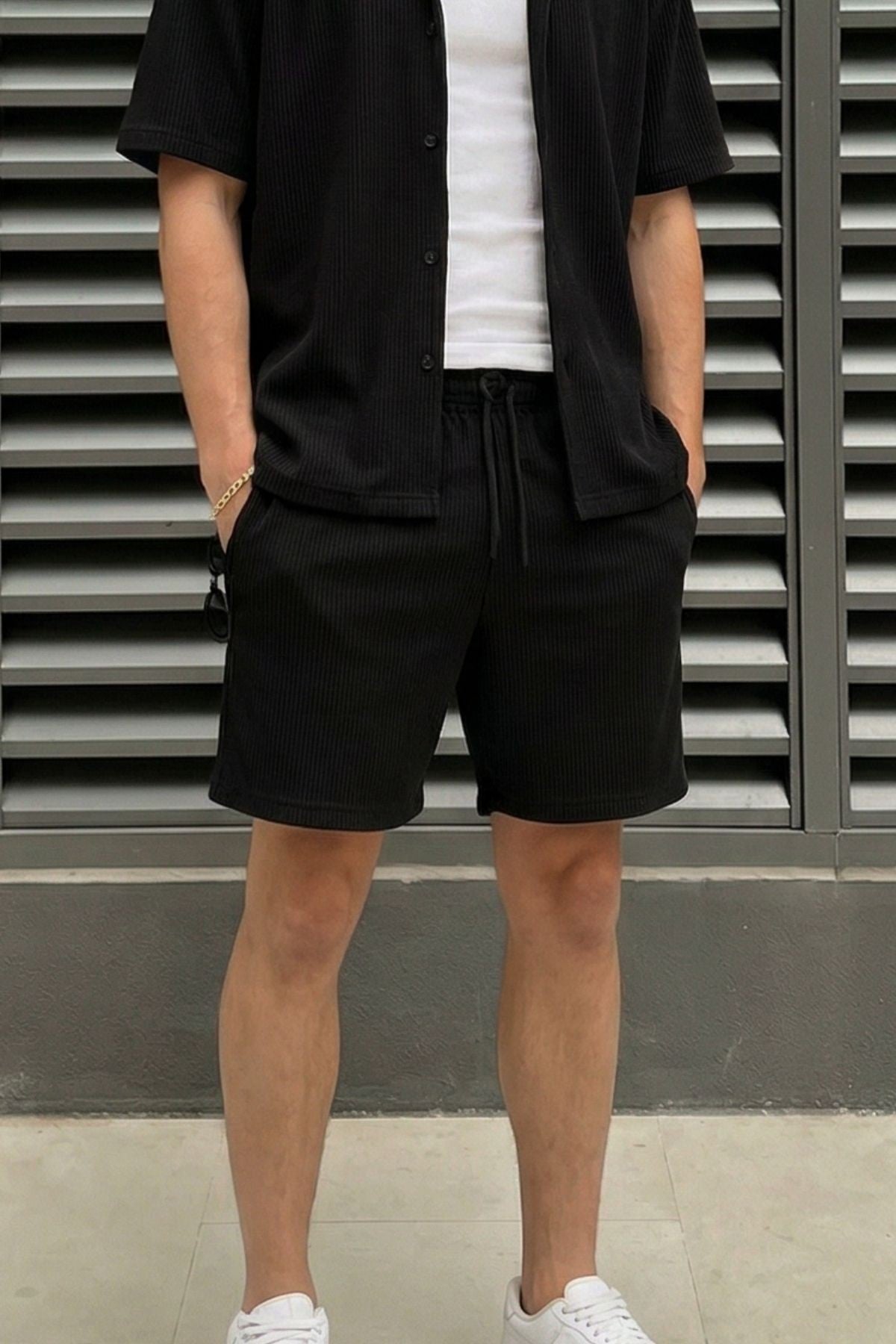 Shorts with Drawstrings